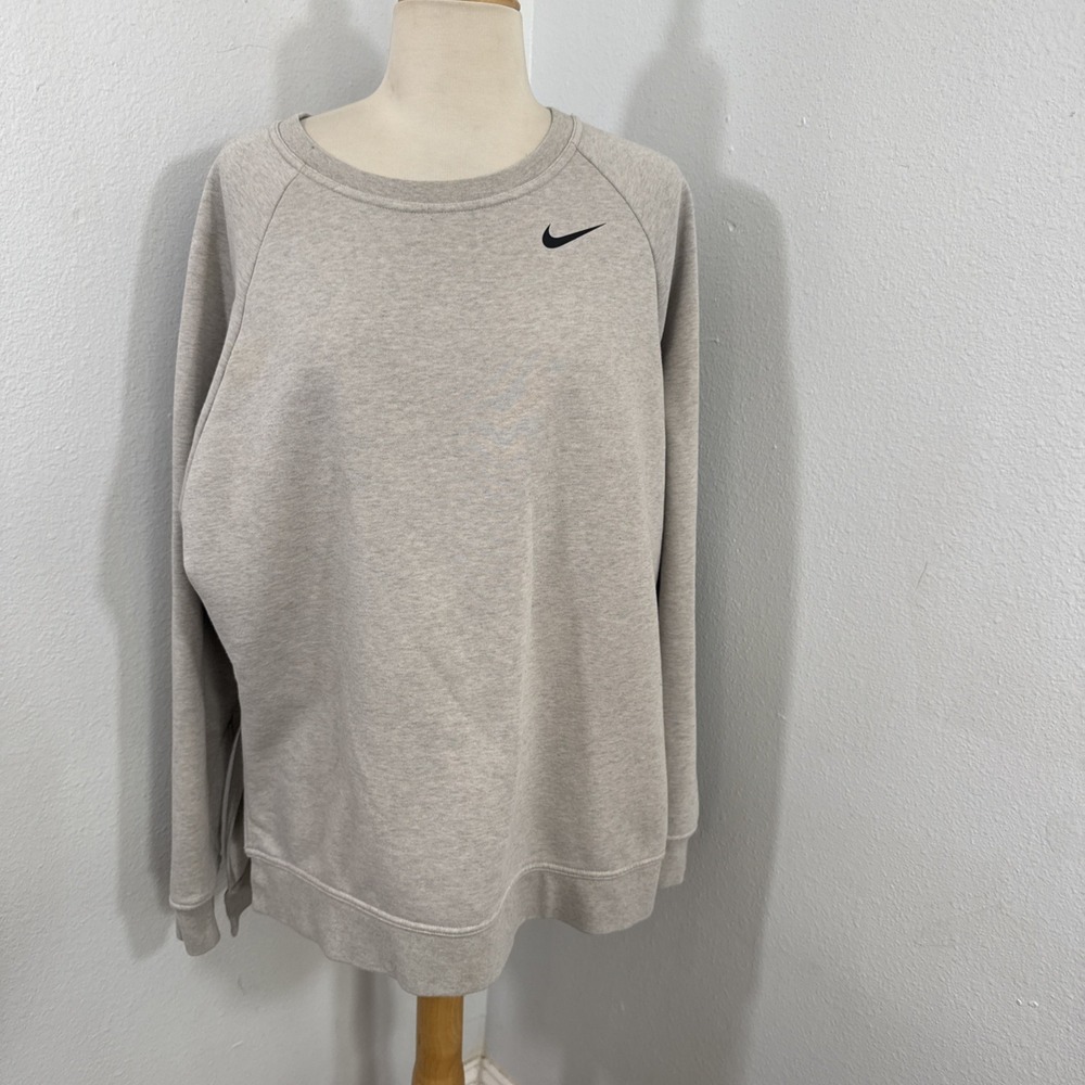Nike Sweatshirt Womens‎ M Gray Fleece Pullover Preppy Y2K Streetwear